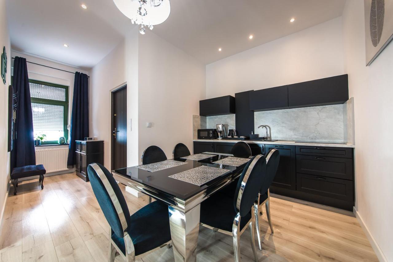 Moonlight Apartament Zielona Gora  Luaran gambar
