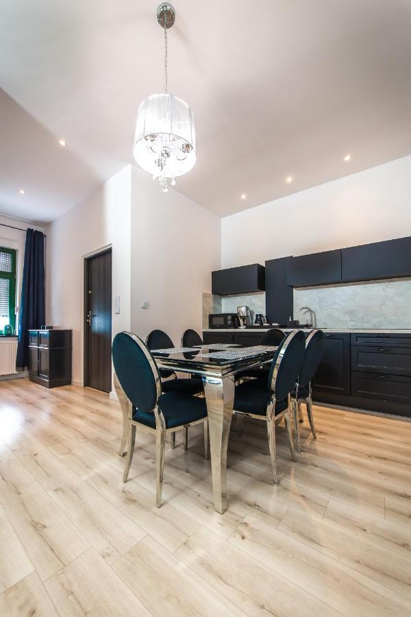 Moonlight Apartament Zielona Gora  Luaran gambar